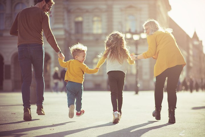 Epic Lexington Scavenger Hunt: Giddyup Lexingtonâ€™s Main Street! - thumb 0