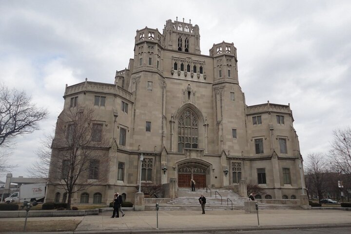 Indianapolis Scavenger Hunt: Peaceful Part Of Town - thumb 0