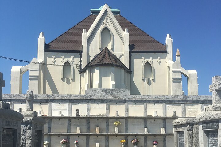 St. Roch Cemetery Tour - thumb 5