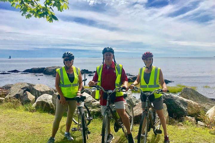 3-hrs. Historic Bike Tour - Visit The Historic Landmarks, Forts, And Memorials - thumb 4