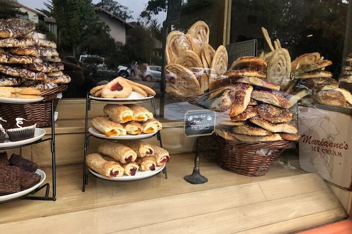 Nutty Newport Scavenger Hunt - thumb 3