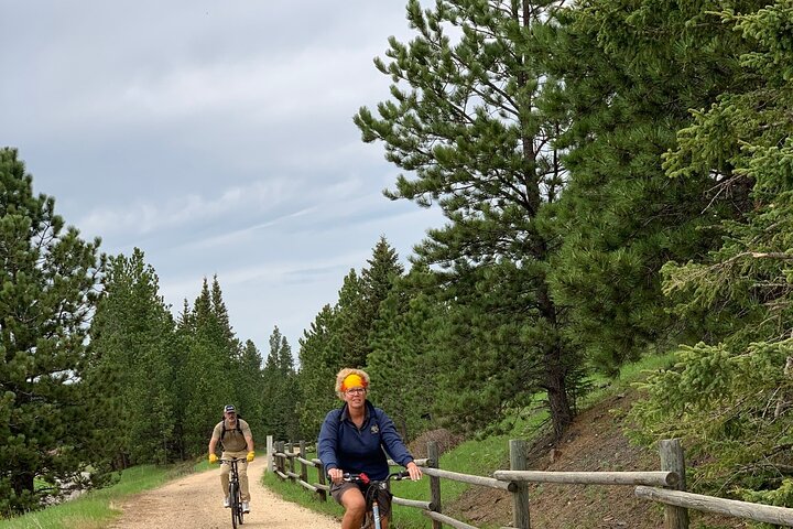 Private Mickelson Trail Bike Tour - thumb 2