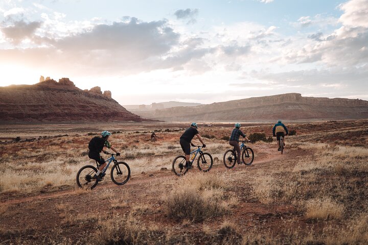 Mountain Bike Rentals At The Moab Brand Trails - thumb 2