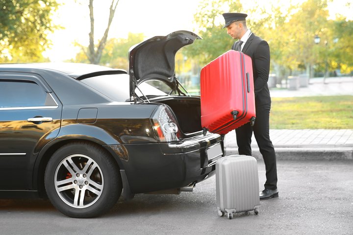 Transfer In Executive Private Car From Dallas City Center To Love Field Airport - thumb 1