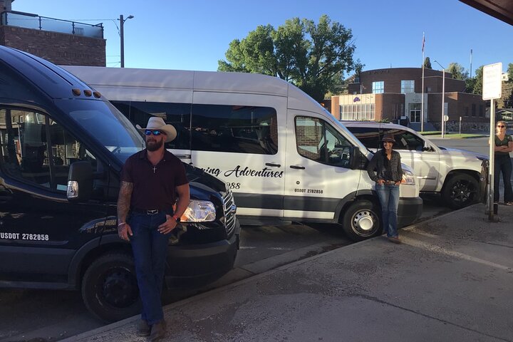 Small Group Tours Of The Lower Loop Of Yellowstone - thumb 2