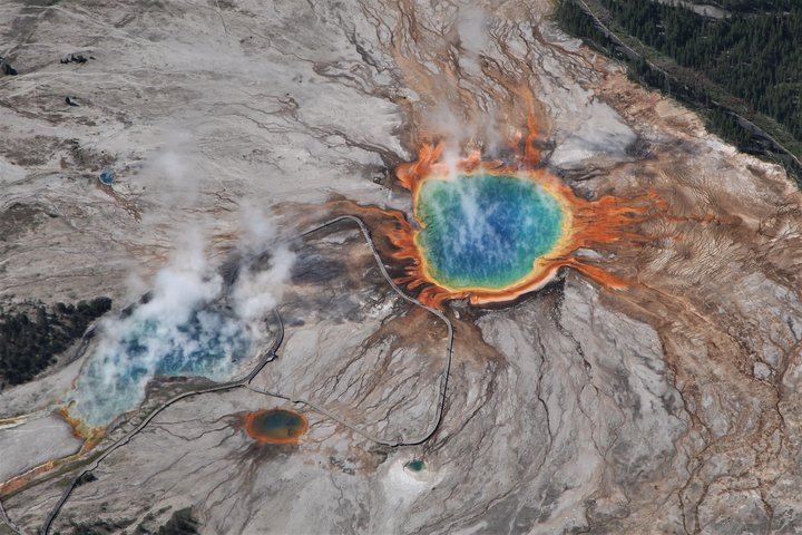 Private Yellowstone National Park Lower Loop Tour - thumb 4