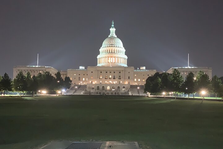Private Guided Washington DC Moonlight City Tour - thumb 2